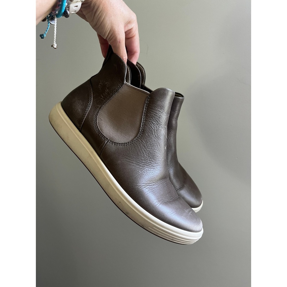 Ecco Soft 7 Womens Taupe Leather Chelsea Ankle Boot 37 Gorpcore Comfort Sneaker
